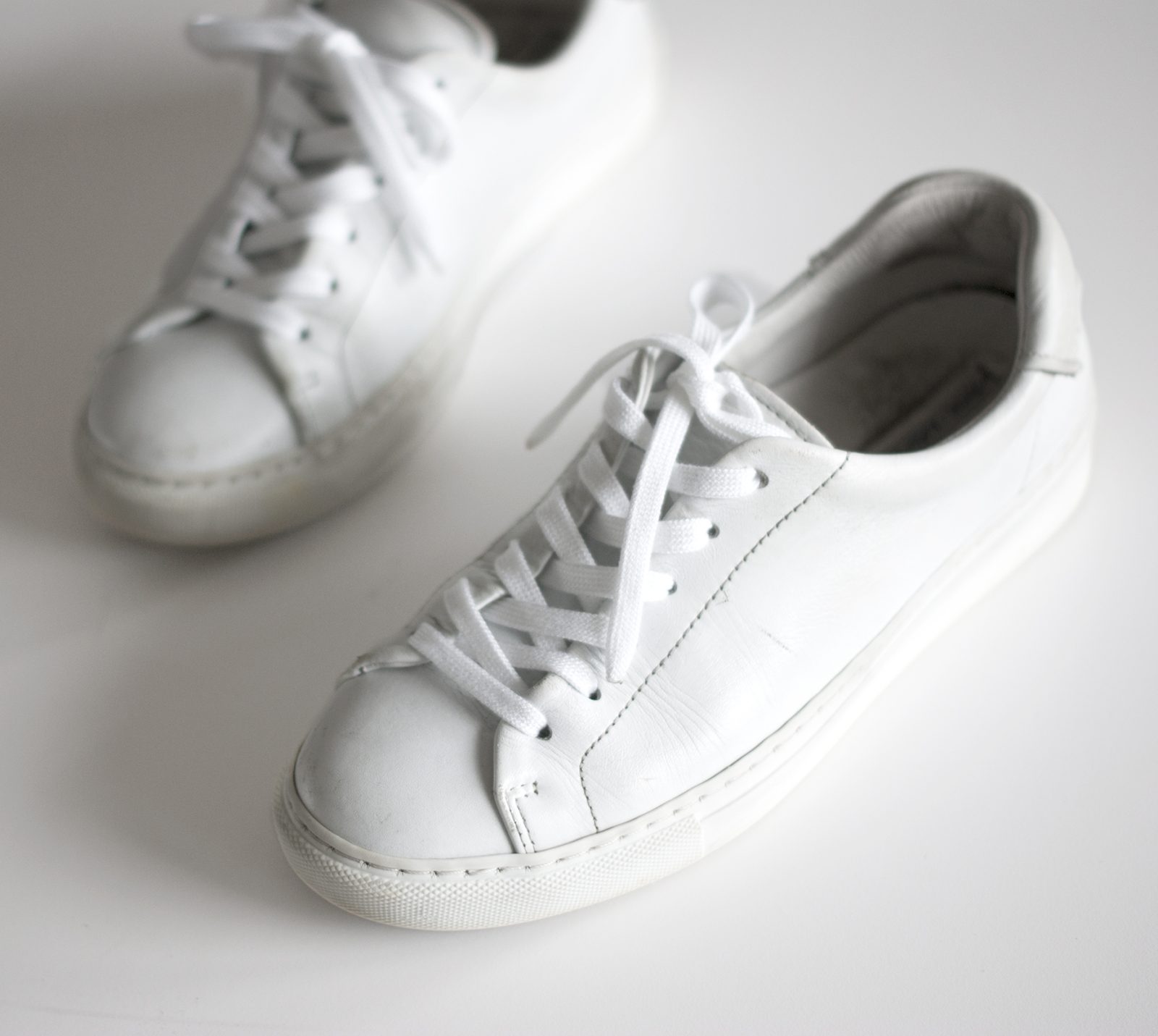 Make your white sneaks white again.