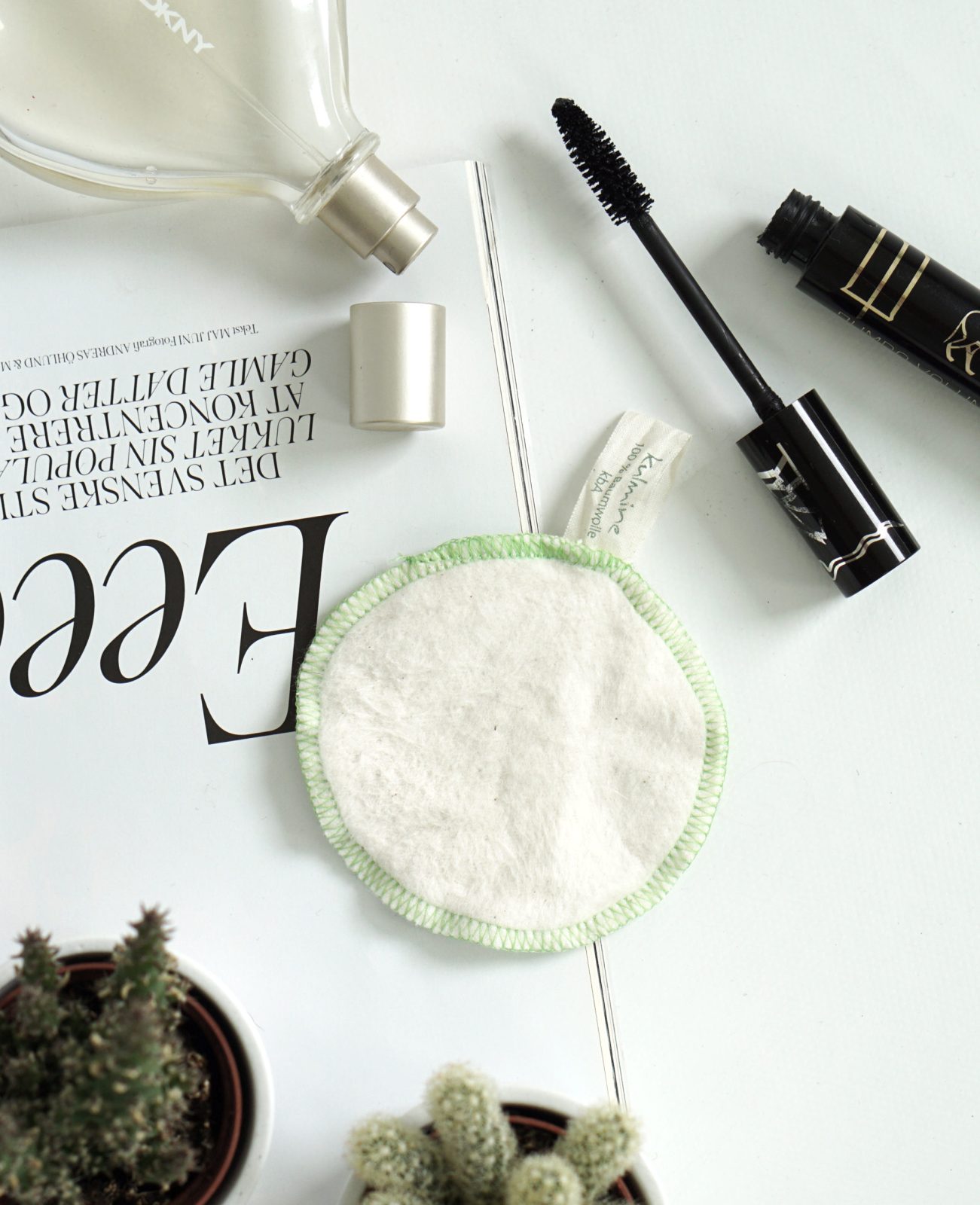 Minimalist & eco-friendly beauty essentials.