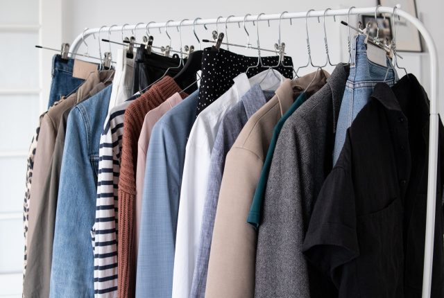 Spring capsule wardrobe 2022: essentials & checklist